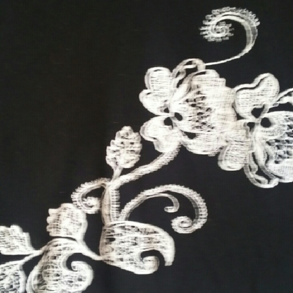 Kikit Black Tank Top w/ a White Floral Print Size Medium - Picture 2 of 3